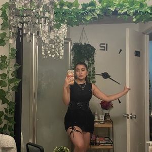 Meet your Posher, Maria